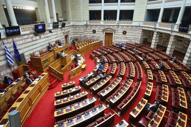Unser Foto (© Eurokinissi) zeigt das Parlament in Athen.