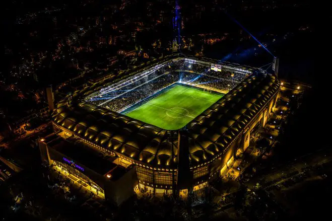 Unser Archivfoto (© Eurokinissi) zeigt die OPAP Arena in Athen – den Austragungsort des diesjährigen Conference League Finales. 