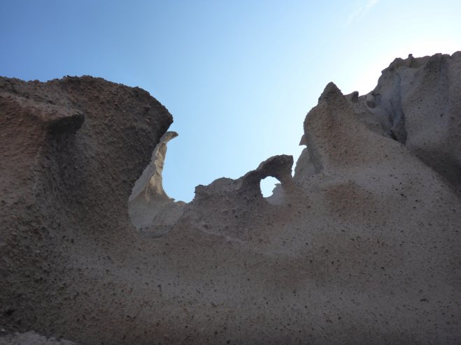 Unser Foto (© Griechenland Zeitung / Melissa Weyrich) wurde auf Santorini aufgenommen.