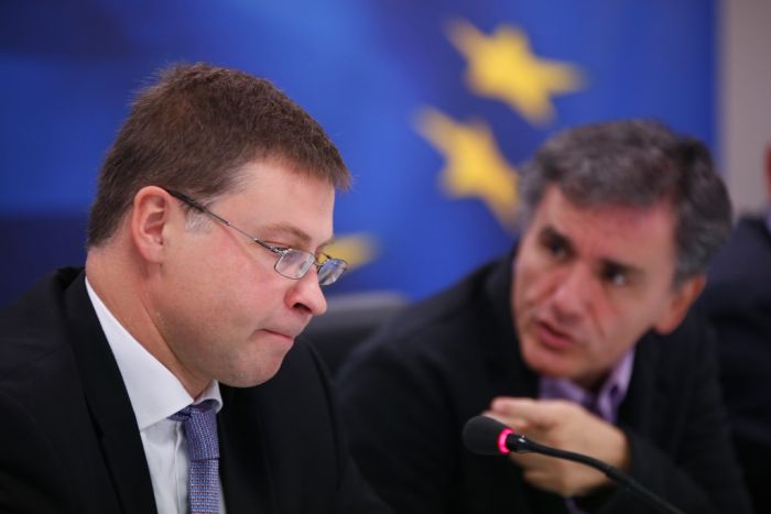 EU-Politiker Dombrovskis mahnt Griechenland zur Einhaltung von Vereinbarungen an