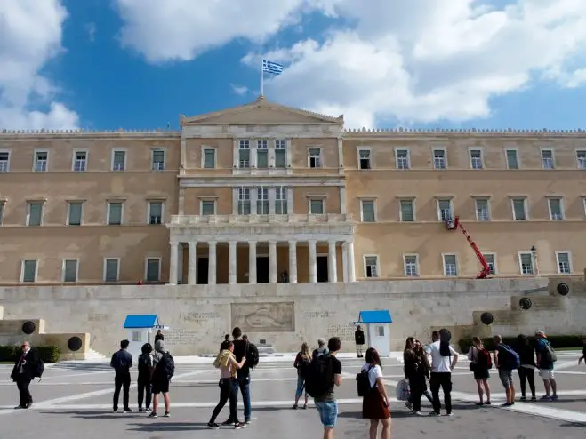 Unser Archivfoto (© Eurokinissi) zeigt das Parlamentsgebäude in Athen.