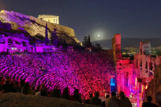 Foto (© whyathes): Bei einer früheren Aufführung der Oper im Herodes Atticus Theater.