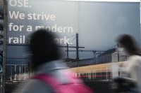 Unser Archivfoto (© Eurokinissi) entstand vor dem Athener Hauptbahnhof.