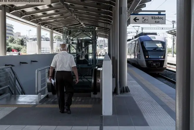 Arbeitsniederlegungen bei der Eisen- und der U-Bahn