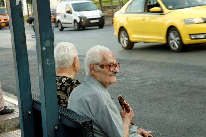 Athener Busfahrer ziehen die Handbremsen an