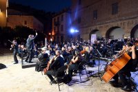 Unser Archivfoto (© Eurokinissi) entstand im Rahmen des Nafplio-Festivals auf dem Syntagma-Platz
