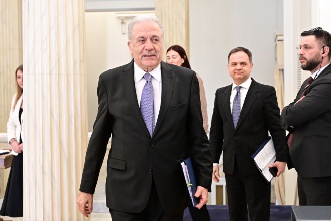 Unser Archivfoto (© Eurokinissi) zeigt den ehemaligen EU-Kommissar Dimitris Avramopoulos.