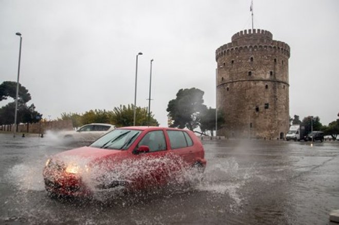 Regen ist heite ein häufiger Gast – auch in Thessaloniki. (Foto: © Eurokinissi)