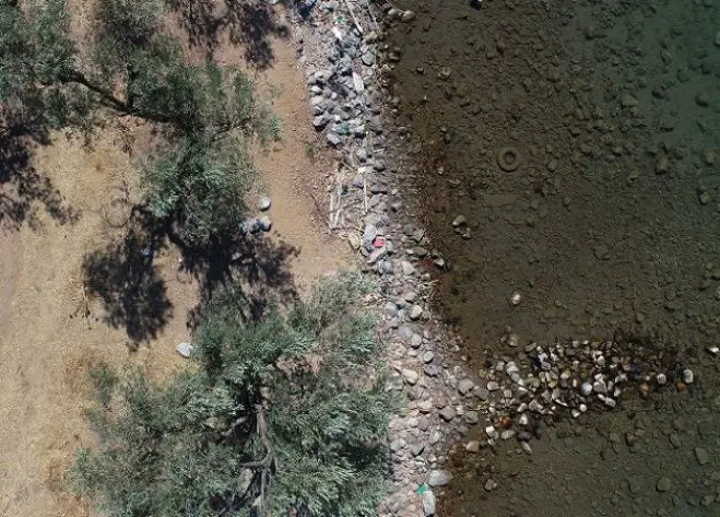 Foto (© www.scidrones.com)