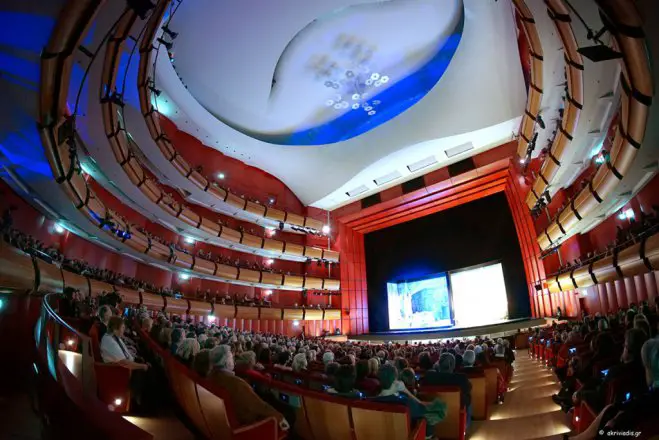 Unser Foto (© snf) zeigt die heutige Nationaloper im Kulturpark der Stavros Niarchos Stiftung.