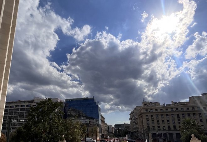 Sommerwetter in Athen (Foto: © Svea Mauersberger)