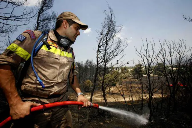 Griechenland: Brände am Fuße des Parnitha-Gebirges bei Athen und auf der Insel Euböa unter Kontrolle