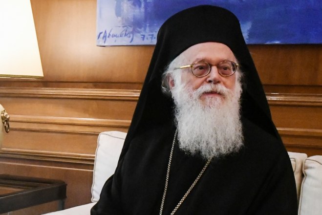 Unser Archivfoto (© Eurokinissi) zeigt den verstorbenen Erzbischof von Albanien Anastasios.