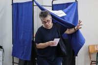 Unser Foto (© Eurokinissi) entstand bei den Parlamentswahlen 2023.