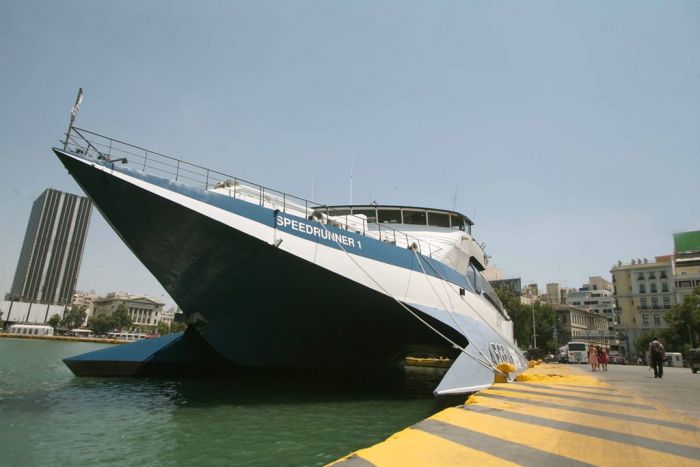 Abschied von einem Fährschiff auf der Insel Sifnos