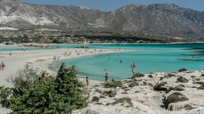 Foto (© GZ-Archiv): Das griechische Strandfeeling ist Urlaubern in Europa besonders wichtig. Neben der Besichtigung von Sehenswürdigkeiten ist es der entscheidende Faktor für einen gelungenen Urlaub. 