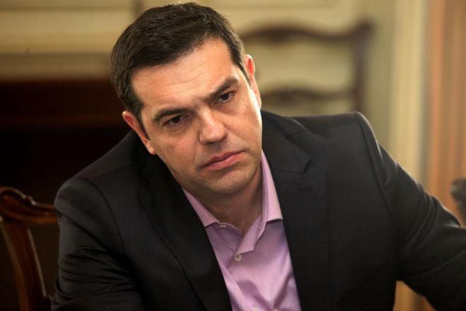 Griechenlands Premier gibt Interview zu brennenden Fragen