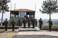 Unser Archivfoto (© Eurokinissi) entstand im April dieses Jahres anlässlich eines Besuches der Staatspräsidentin Katerina Sakellaropoulou in der Region am Evros. 
