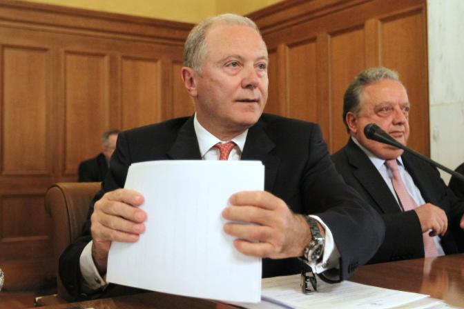 Rezession setzt sich auch 2012 fort