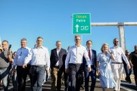 Unser Archivfoto (© Eurokinissi ) zeigt die Übergabezeremonie der neuen Trasse der Nationalstraße Patras – Pyrgos im Beisein von Premierminister Kyriakos Mitsotakis, Donnerstag, 31. Juli 2025. 