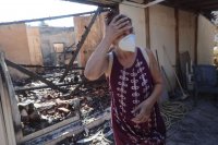 Unser Foto (© Eurokinissi) entstand nach dem verheerenden Waldbrand in der attischen Ortschaft Kryopigi.