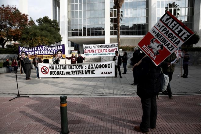 Unser Archivfoto (© Eurokinissi) zeigt einen Protest gegen Neonazis in Griechenland. Die Aufnahme entstand am 8. November 2017 in Athen.