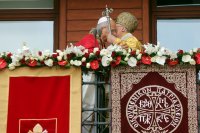 Unser Foto (© Eurokinissi) entstand während des Treffens zwischen Papst Leo XIV und dem Ökumenischen Patriarchen von Konstantinopel Bartholomäus (r.).