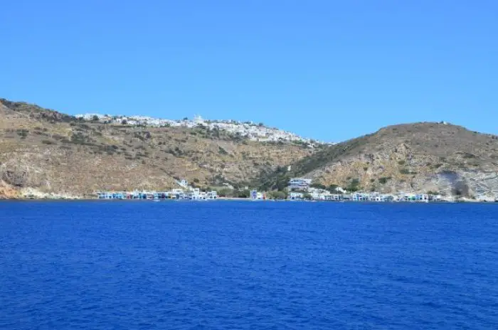 Unser Foto (© GZjh) zeigt die Insel Milos