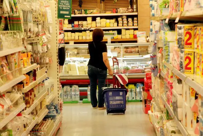 Entwarnung wegen angeblich vergifteter Lebensmittel in attischen Supermärkten
