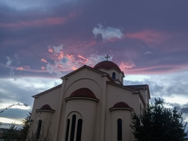 Eine orthodoxe Kirche in der Abenddämmerung (© Eurokinissi)