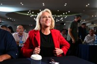 Unser Foto (© Eurokinissi) zeigt die neue SYRIZA-Chefin Rena Dourou.