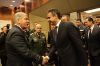 Konservative Opposition trainiert mit einem „Schattenkabinett“ 