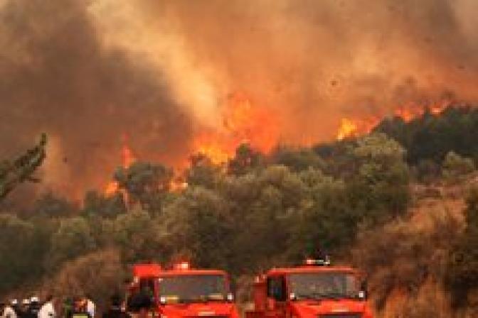 Griechenland: Brände nordöstlich Athens wüten weiter