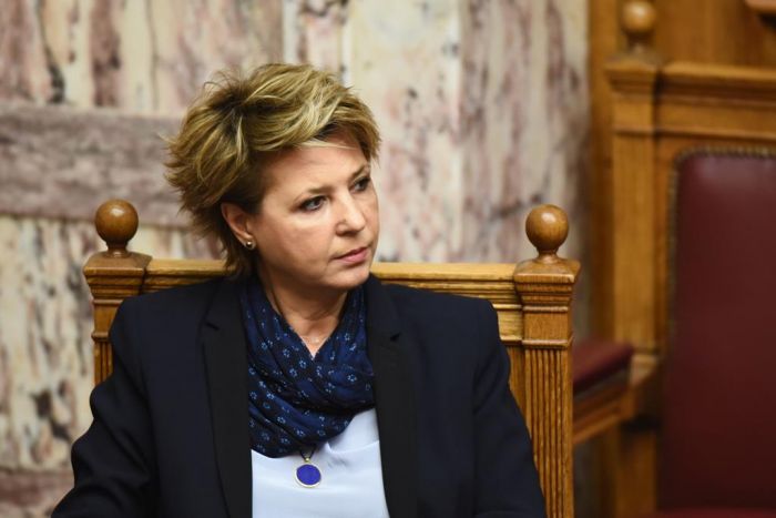 Unser Archivfoto (© Eurokinissi) zeigt die Ministerin für Verwaltungsreformen Olga Gerovassili im Parlament.