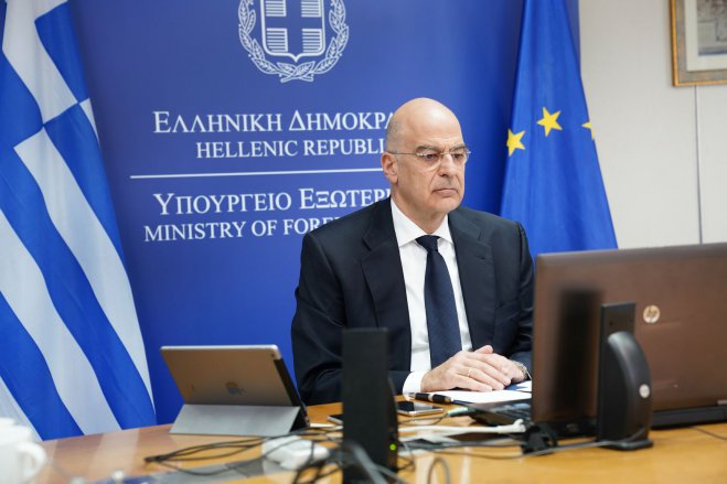 Unser Archivfoto (© Eurokinissi) zeigt den griechischen Außenminister Nikos Dendias. Dieser beteiligte sich am Montag an einer Videokonferenz mit seinen Amtskollegen aus Zypern, Frankreich, Ägypten und Vereinigten Arabischen Emiraten.