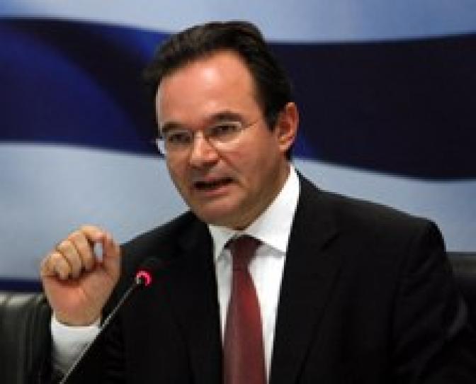 Griechen müssen Gürtel weiter enger schnallen