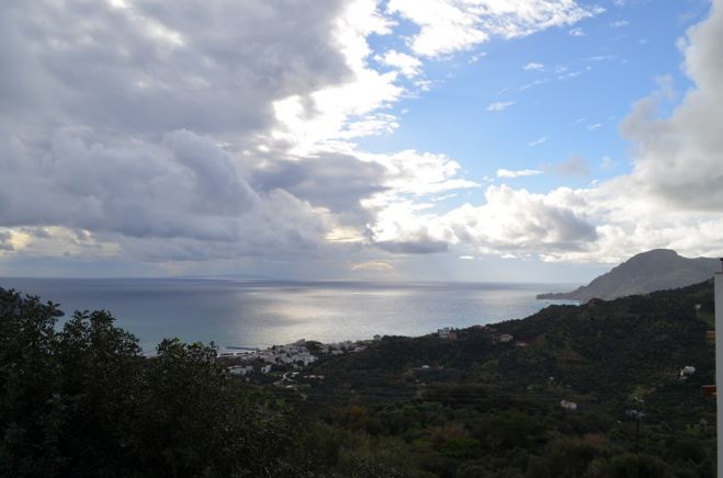 Das Wetter in Griechenland: Regen und Gewitter nach einem sonnigen Start in den Tag