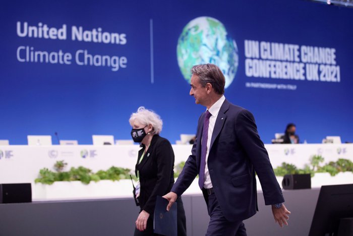 Unsere Fotos (© Pressebüro des Premierministers / Dimitris Papamitsos) entstanden am Montag (1.11.) im Rahmen der UN-Klimakonferenz 2021 in Glasgow.