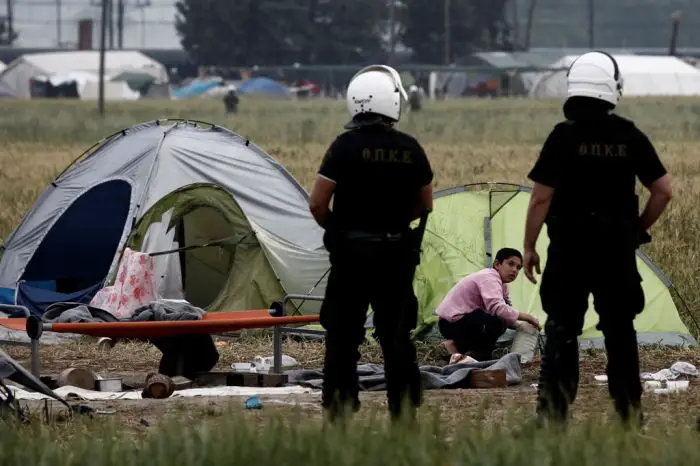 Athen lässt Flüchtlingscamp bei Idomeni räumen