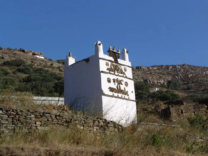 Unser Foto (© Griechenland Zeitung / Jan Hübel) wurde auf Tinos aufgenommen.