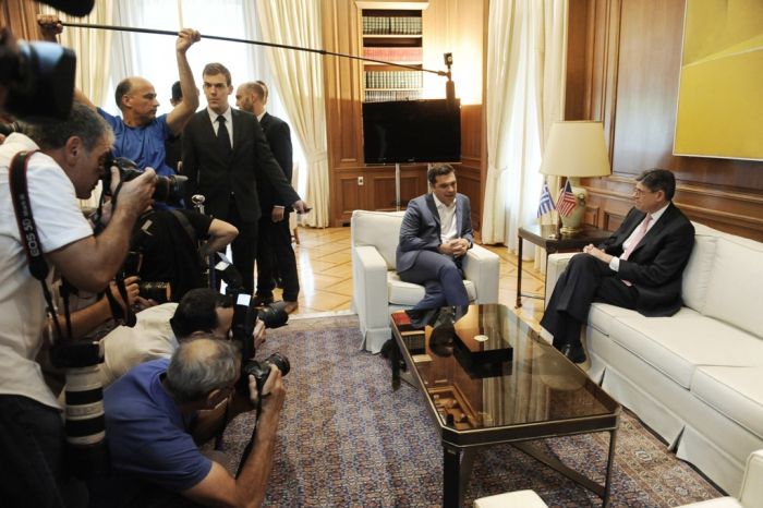 US-Finanzminister sekundiert Athen bei der Schuldenfrage