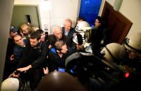 Das Foto von eurokinissi zeigt einen Protest der Gruppe „Ich bezahle nicht“ bei Versteigerungen in Athen Mitte Februar.