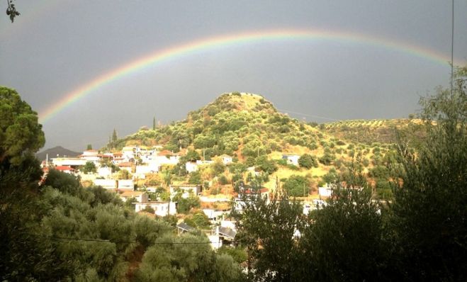 Unser Foto (© Griechenland Zeitung / ms) zeigt das idyllische Dort „Lata“ auf der Peloponnes in der Präfektur Ilias. 