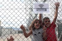 Gewalttätige Ausschreitungen unter Migranten auf Chios