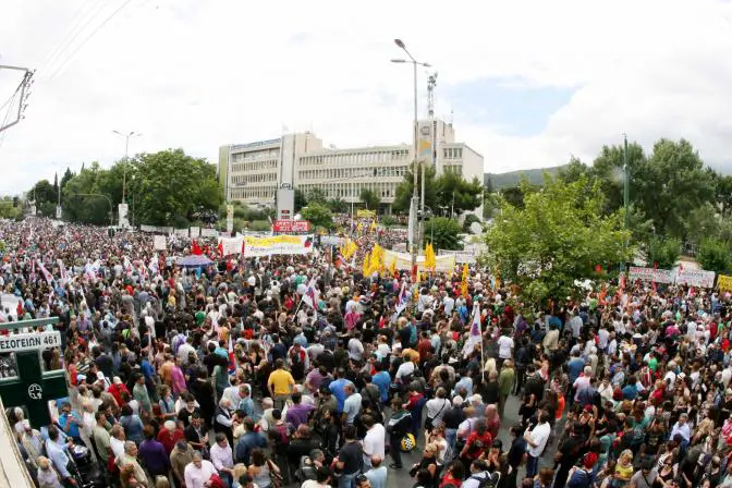 24-stündiger Streik aus Protest gegen ERT-Schließung
