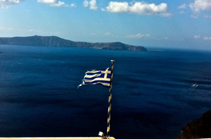 Unser Foto (© Griechenland Zeitung / Mara Gassel) entstand auf Santorini.