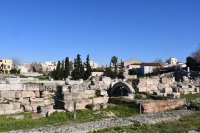Unser Archivfoto (© Jan Hübel / Griechenland Zeitung) entstand auf der ärchäologischen Ausgrabungsstätte Kerameikos in Athen.