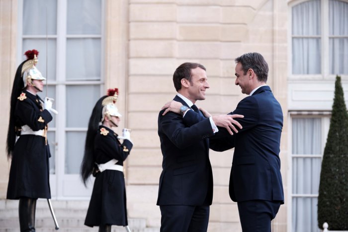 Unser Foto (© Pressebüro des Ministerpräsidenten / Dimitris Papamitsos) entstand am Mittwoch (29.1.) in Paris.