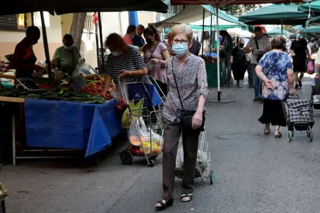 Unser Foto (© Eurokinissi) entstand in einem Wochenmarkt in Athen.