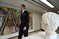 Unser Foto (© Eurokinissi) zeigt den EU-Kommissar für Klima, Netto-Null-Emissionen und sauberes Wachstum Wopke Hoekstra in Athen.